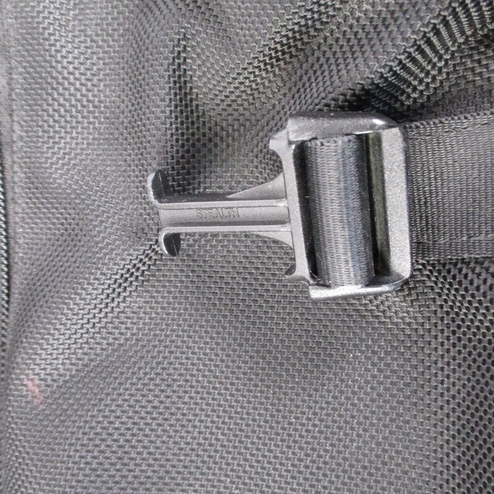 TUMI EXPANDABLE ORGANIZER LAPTOP BRIEFCASE - Picture 16 of 16